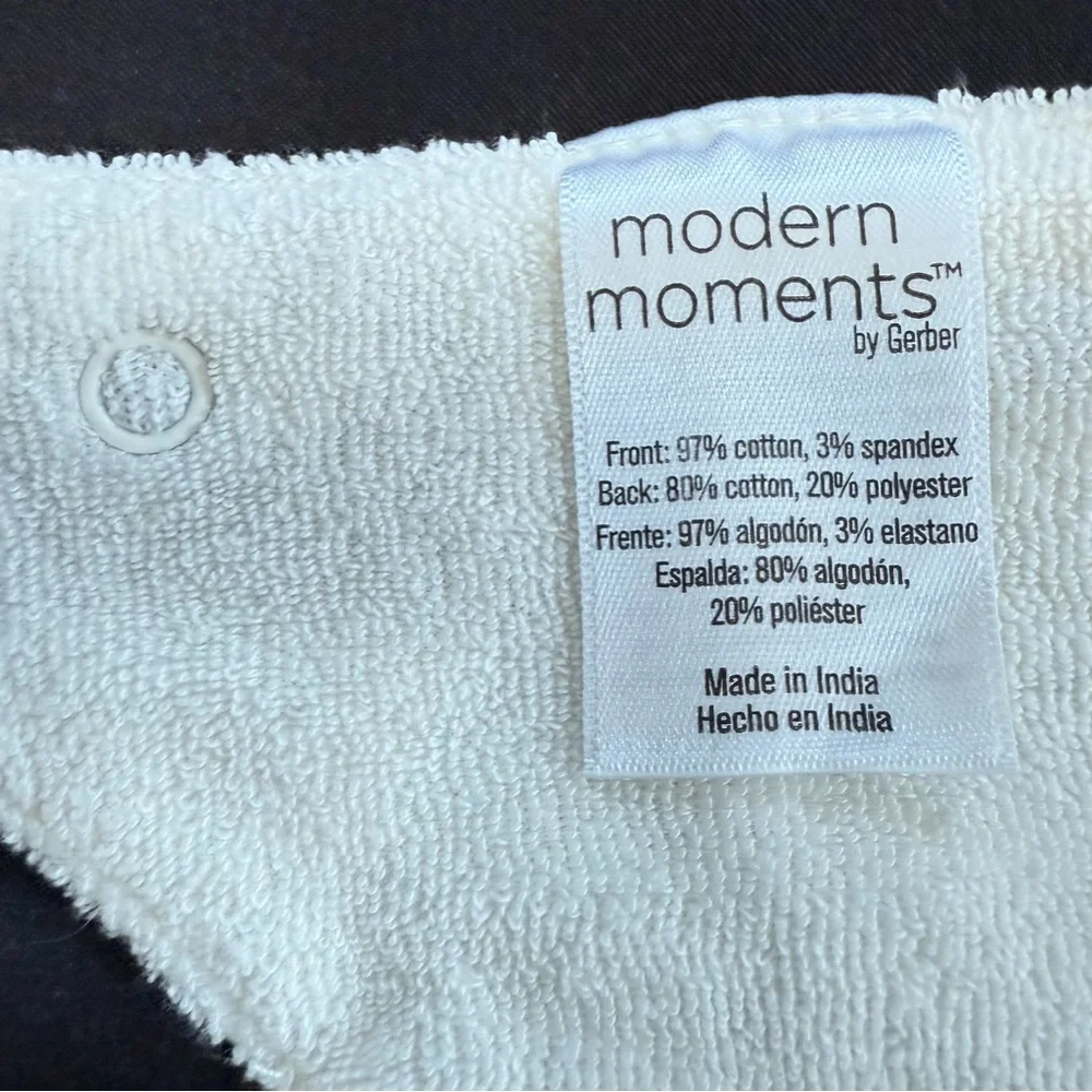 Modern‎ Moments by Gerber Adventure Print Bandana Bib with Snaps